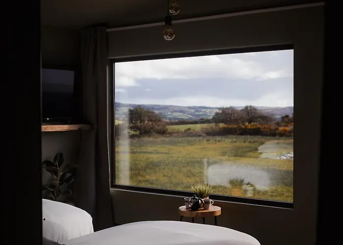 Wild Hideaways Luxury And Eco 반트리